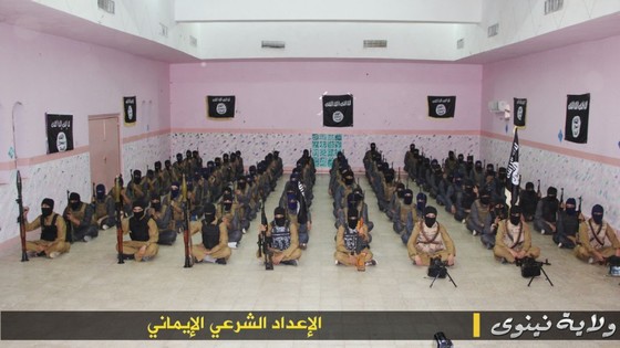 campo addestramento Isis 2